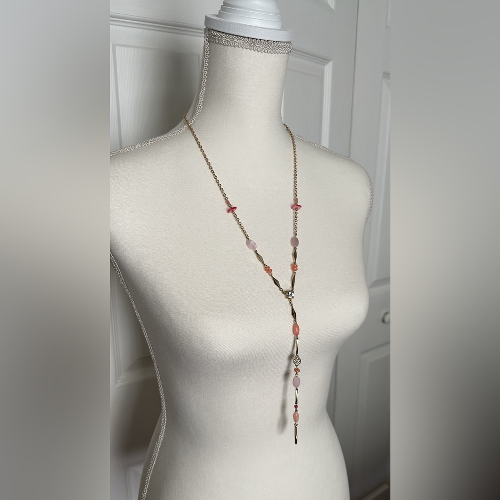 White House Black Market Necklace!